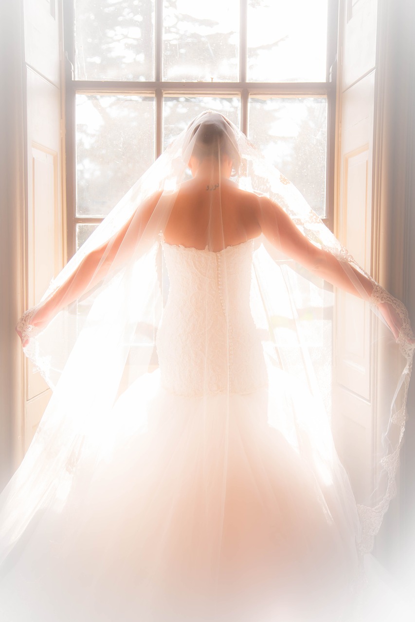 Jak zapisać swoją historię miłosną w zaproszeniach ślubnych?